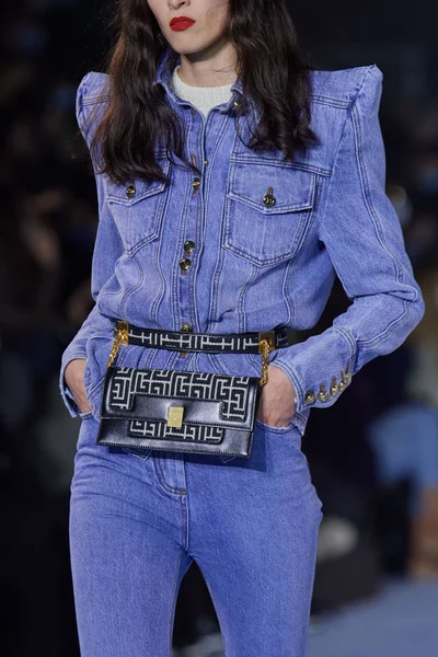 Look 55